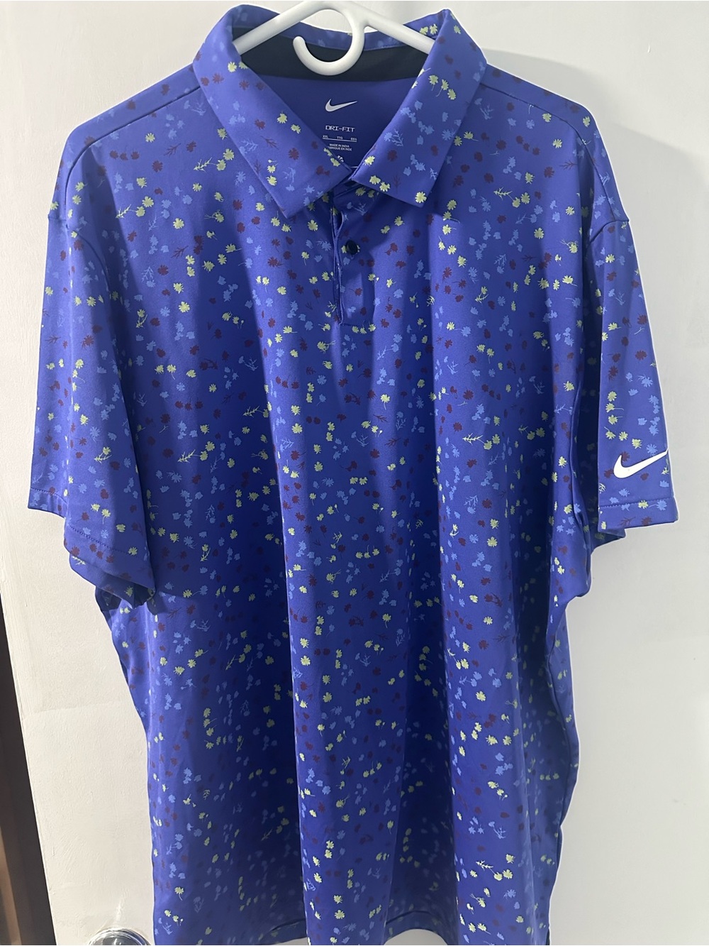 Bundle Consisting of 2 Nike Men’s Golf Dri Fit Polos - Picture 4 of 6